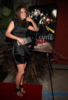Stana Katic feet photo thumbnail