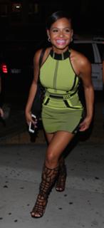 Christina Milian feet photo thumbnail