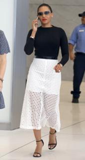 Mel B feet photo thumbnail