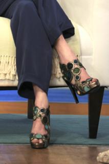 Julianne Moore feet photo thumbnail