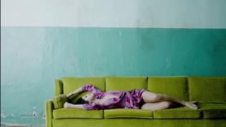 Selena Gomez feet photo thumbnail