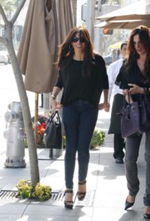 Sofía Vergara feet photo thumbnail