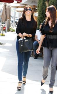 Sofía Vergara feet photo thumbnail