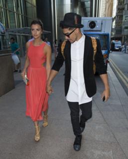 Lucy Mecklenburgh feet photo thumbnail