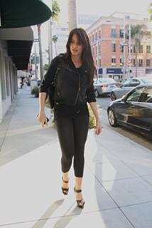 Sofía Vergara feet photo thumbnail