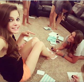 Tiffany Alvord feet photo thumbnail