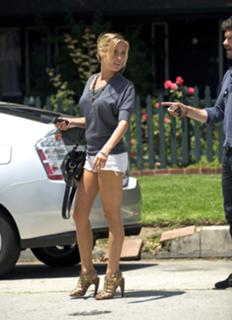 Kristin Cavallari feet photo thumbnail
