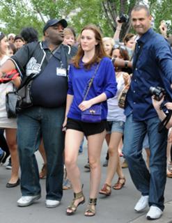 Leighton Meester feet photo thumbnail