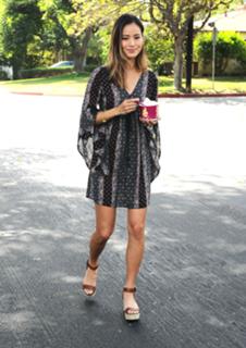 Jamie Chung feet photo thumbnail