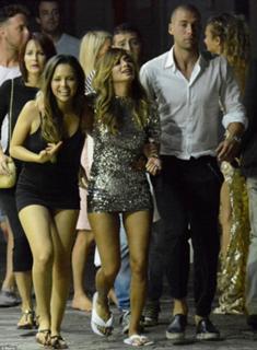 Nicole Scherzinger feet photo thumbnail