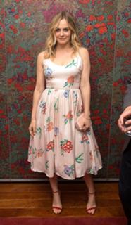 Alicia Silverstone feet photo thumbnail