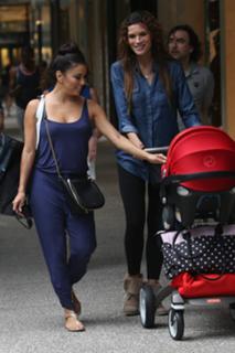 Eva Longoria feet photo thumbnail