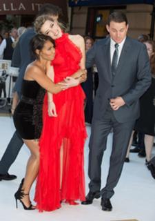 Jada Pinkett Smith feet photo thumbnail
