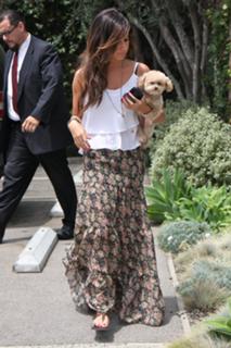 Ashley Tisdale feet photo thumbnail