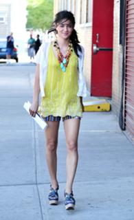 Jessica Szohr feet photo thumbnail