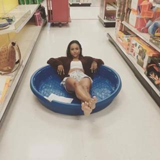 Karrueche Tran feet photo thumbnail
