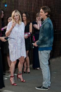 Fearne Cotton feet photo thumbnail