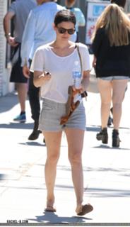 Rachel Bilson feet photo thumbnail