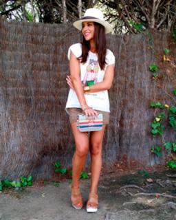 Paula Echevarría feet photo thumbnail