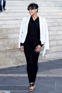 Michelle Rodriguez feet photo thumbnail