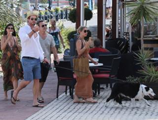 Elsa Pataky feet photo thumbnail