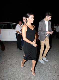 Eva Longoria feet photo thumbnail