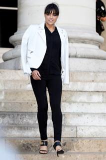 Michelle Rodriguez feet photo thumbnail