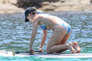 Elsa Pataky feet photo thumbnail