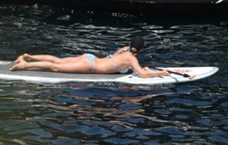 Elsa Pataky feet photo thumbnail