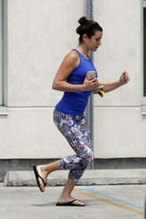 Lea Michele feet photo thumbnail