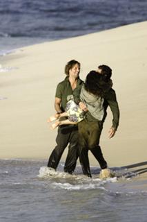 Evangeline Lilly feet photo thumbnail