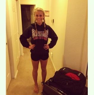 Paige VanZant feet photo thumbnail