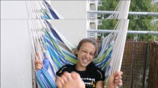 Joanna Jedrzejczyk feet photo thumbnail
