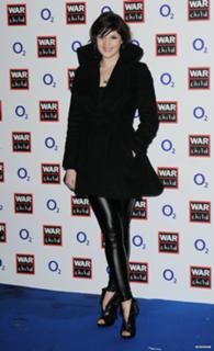 Gemma Arterton feet photo thumbnail