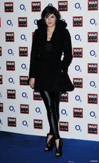 Gemma Arterton feet photo thumbnail