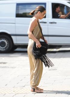 Myleene Klass feet photo thumbnail
