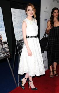 Emma Stone feet photo thumbnail