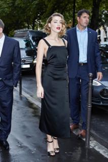 Amber Heard feet photo thumbnail