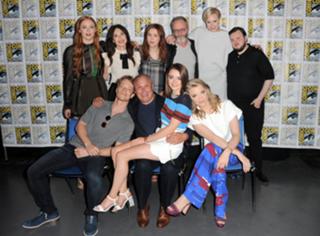 Sophie Turner feet photo thumbnail