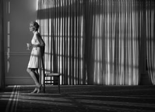 Katherine Heigl feet photo thumbnail