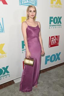 Emma Roberts feet photo thumbnail