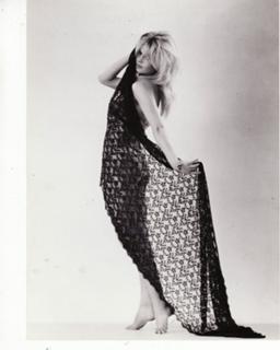 Brigitte Bardot feet photo thumbnail