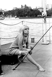 Brigitte Bardot feet photo thumbnail