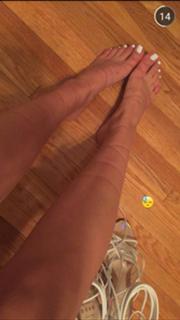 Chantel Jeffries feet photo thumbnail