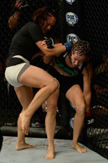 Michelle Waterson feet photo thumbnail