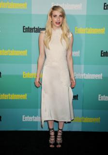 Emma Roberts feet photo thumbnail
