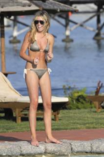 Abbey Clancy feet photo thumbnail
