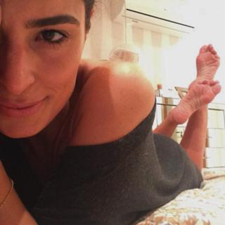 Franciely Freduzeski feet photo thumbnail