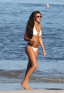 Michelle Keegan feet photo thumbnail