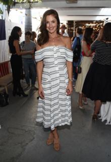 Minka Kelly feet photo thumbnail